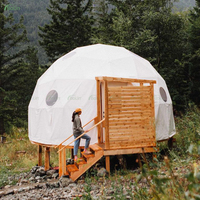 Tente extérieure en dôme géodésique PVC blanc de taille personnalisée ignifuge et imperméable pour les sites de glamping Airbnb Resorts and Hotels