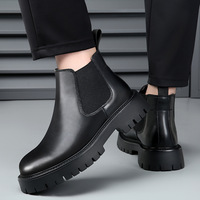 Nouvelles bottes noires pour hommes - Bottines en cuir décontractées et tendance avec semelle épaisse, confortables pour un usage quotidien et le travail