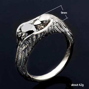 Anillo de cóctel F1306 Wings para hombre con circonita cúbica creada en laboratorio, engaste de garras, anillo de compromiso de moda. - Product Image 5