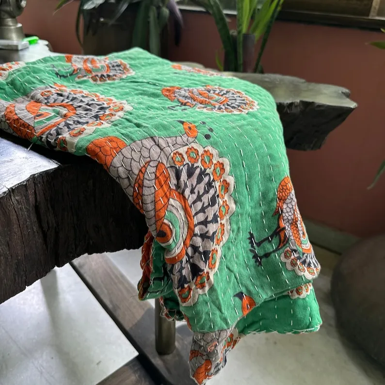 100% cotone indiano lotto 12 pezzi Vintage Sari Kantha biancheria da letto reversibile coperta per bambini prodotto sfuso fatto a mano