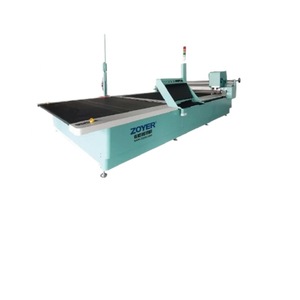 Máquina de corte CNC Zoyer ZY-CC10 automática para tela y materiales compuestos - Product Image 1