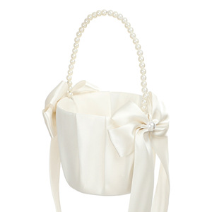 Panier de demoiselle d'honneur et coussin porte-alliances <span class=keywords><strong>en</strong></span> satin ivoire avec poignée perlée et décoration nœud pour cérémonie nuptiale - Product Image 5