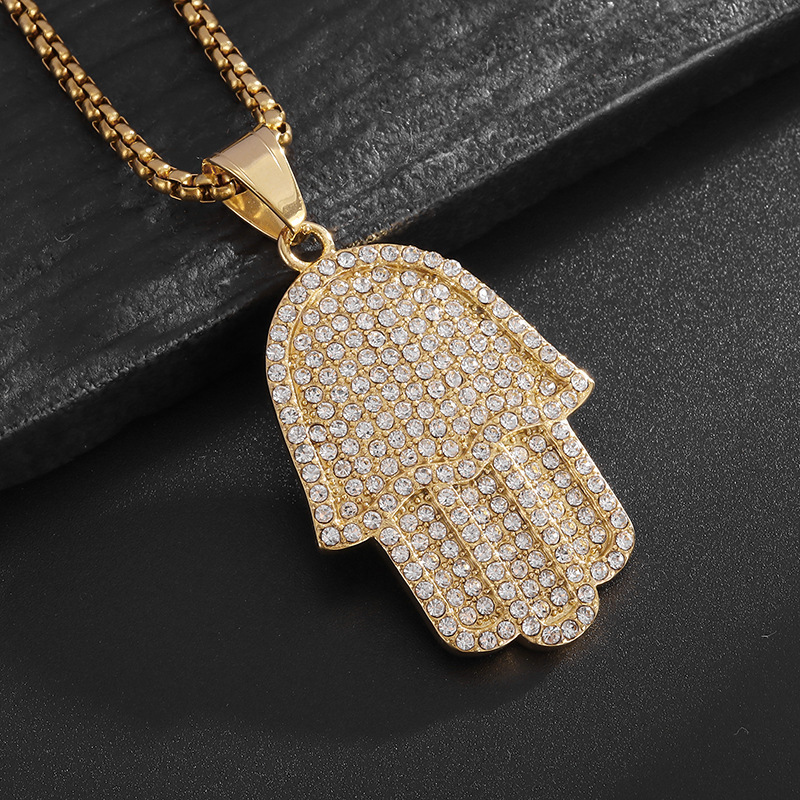 Gold single pendant