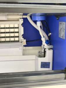 Macchina per Cubetti di Ghiaccio Commerciale di Alta Qualità 55kg/24h con Raffreddamento ad Aria, Capacità 15kg, 220-240V 245W per Bar e Supermercati - Product Image 6