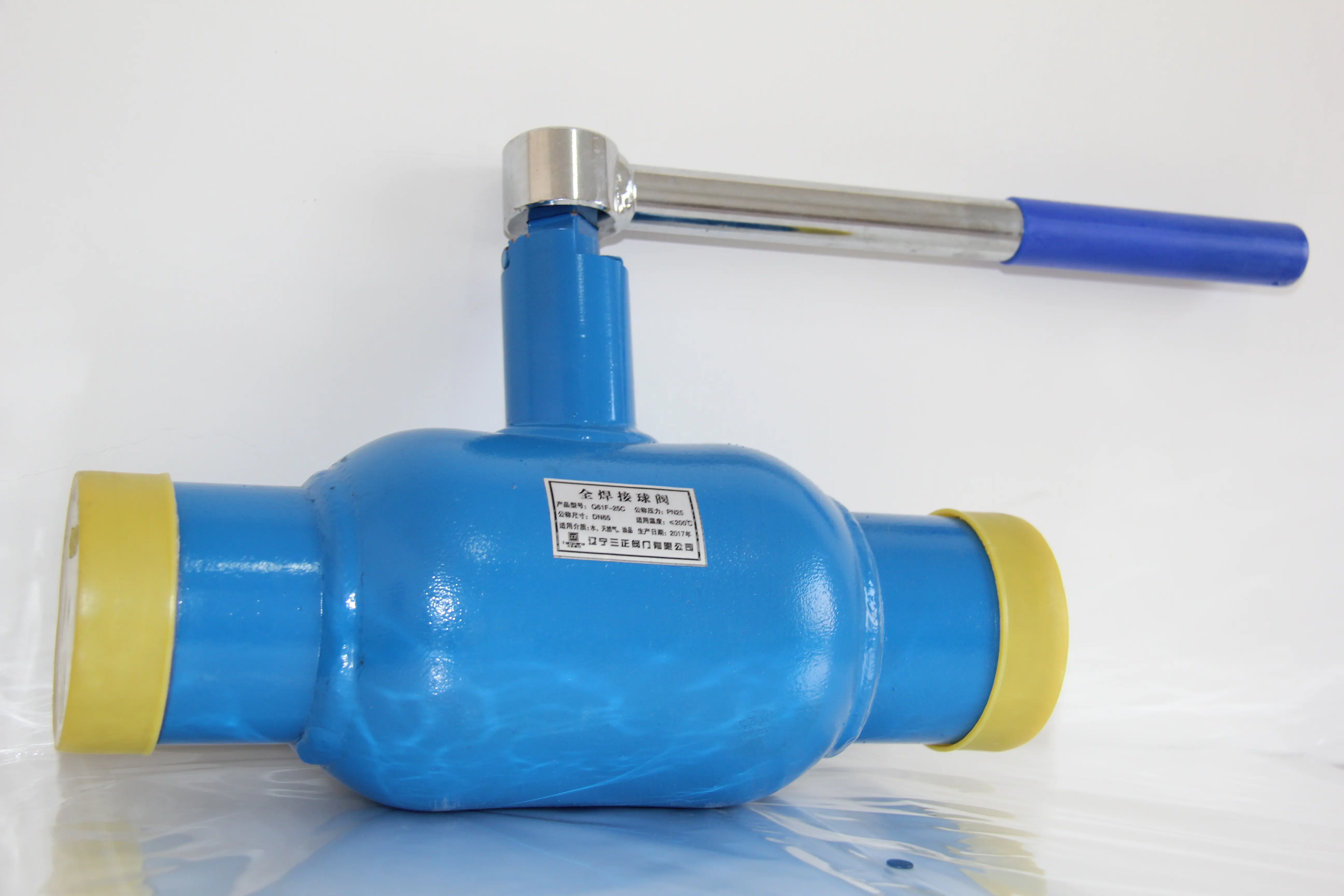 STAINLESS STEEL SOFT SEAL BALL VALVE WATER/GAS WITH LOW PRESSURE MEDIUM TEMPERATURE PRODUCED IN LIAONING