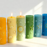 Bougie cylindrique parfumée en cire de soja, motif planète, faite à la main, directement de l'usine, OEM ODM, décoration parfumée pour la vente en gros