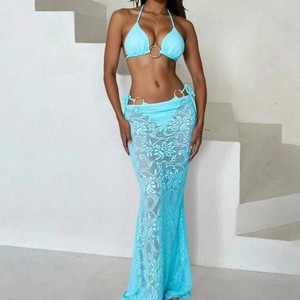 Ensemble 3 pièces maillot de bain bleu pour <span class=keywords><strong>femme</strong></span> avec décorations métalliques, maillot de bain deux pièces dos nu à lacets, tenue de plage été 2026, nouveau cache-maillot en maille et jupe portefeuille - Product Image 2