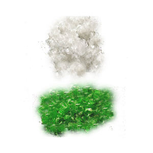 Matériau en flocons polyvalent pour animaux de compagnie, utilisations industrielles multiples, production de fibres, fabrication de feuilles, applications de thermoformage - Product Image 1