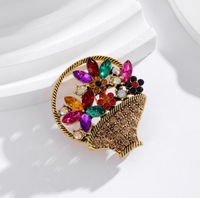 Adorable broche panier de fleurs de style chinois, diamants colorés vintage - Série florale dorée, épingle en alliage pour Noël, accessoire de bijouterie