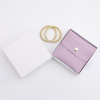 Pochette à bijoux en cuir PU beige sans logo 8x8cm pour bagues, bracelets et colliers