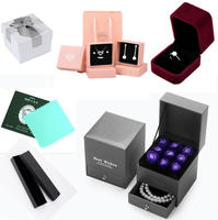Ensemble de bijoux de luxe blanc carré, bague, pendentif, collier, boîte portable, matériaux recyclés écologiques, papier artistique, logo personnalisé, émeraude
