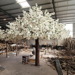 Arbre artificiel de fleurs de cerisier blanches en tissu de soie, pour usage intérieur et extérieur, décorations pour mariages, banquets et festivals - Product Image 6