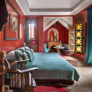 Ensemble de meubles de suite d'hôtel 5 étoiles de style <span class=keywords><strong>marocain</strong></span> de luxe, meubles en bois massif sculptés à la main sur mesure pour projet d'hôtel boutique - Product Image 1