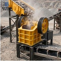 Machine de concassage de roche SHINING avec fonderie en acier au manganèse de haute qualité et pompe pour la étape de concassage primaire dans les installations minières