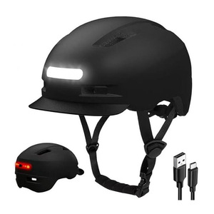 Casque de vélo avec lumières LED avant et arrière, noir, unisexe, pour les déplacements urbains et la conduite de vélos électriques - Product Image 1