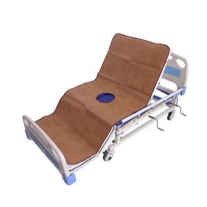 Fuji Seat Tapis rafraîchissant pour lit médicalisé 90 cm, imitation rotin en bambou double face avec trou pour commode, pour personnes âgées et patients paralysés - Product Image 5
