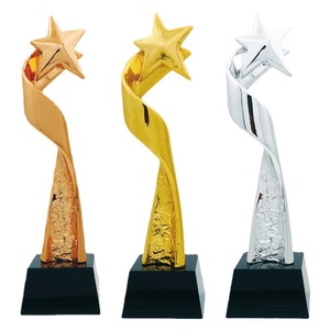 MH-NJ00742 Trofeo a <span class=keywords><strong>Stella</strong></span> in Resina Oro Argento Rame, Regali Souvenir, Trofeo in Cristallo Personalizzato, Premi Creativi Incisi - Product Image 1