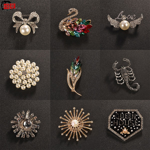 Trâm cài thời trang weiman, ngọc trai nữ, cổ chữ V thích hợp, nút tinh tế, phụ kiện phù hợp, Pin cố định lớn - Product Image 3