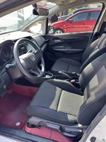 Honda Fit berline d'occasion, automatique, 5 places, intérieur tissu, pneus R15, demande sur le marché africain, expédition directe depuis la Chine, approvisionnement en gros