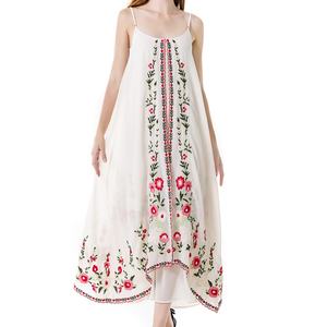 เดรสยาวลำลองสำหรับผู้หญิง แฟชั่นใหม่ ผ้าชีฟองปักลายดอกไม้ ระบายอากาศได้ดี เป็นมิตรกับสิ่งแวดล้อม รับผลิตแบบ OEM เดรสสายเดี่ยวลายดอกไม้ - Product Image 3