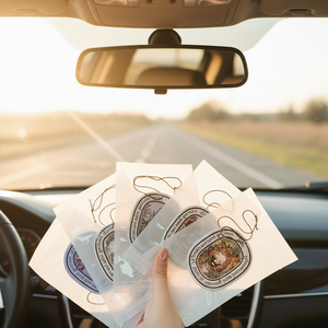 Amberray Ambientador y Perfume para Coche, Papel Aromatizado Natural 7x7cm, Decoración Colgante para <span class=keywords><strong>Auto</strong></span>, Accesorio Interior Moderno - Product Image 3