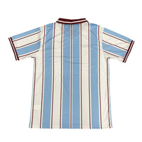 Kaos Jersey Sepak Bola Streetwear Klasik Custom Retro Stripe Sublimasi Print Jersey Sepak Bola Pria