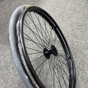 Roue arrière de fauteuil roulant de basketball 26 pouces en alliage d'aluminium, équipement sportif manuel - Product Image 2
