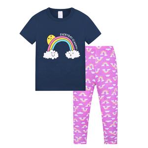 Pigiama in Cotone per Bambini e Bambine con Stampe Cartoon, Set da 2 Pezzi con Maniche Corte e Pantaloni Lunghi, Abbigliamento da Notte Neutro per Bambini - Product Image 4