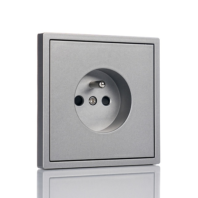 European Standard High Quality Electrical Wall Mounted French Socket Outlet With PC Big Board Panel Wall Power Plugs And Sockets
