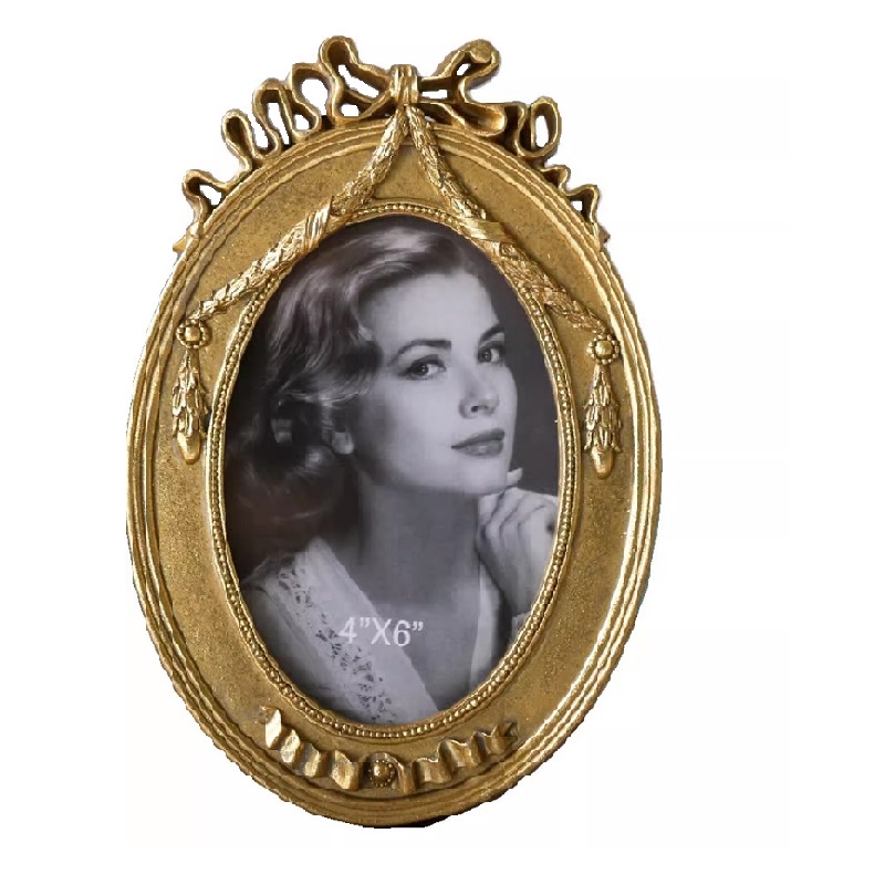 Retro Style Desktop Resin Photo Frame for Home Decor