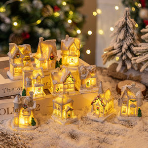 Pequeña resina de Navidad LED <span class=keywords><strong>casa</strong></span> luminosa Micro paisaje ornamento con calificación decoraciones de Navidad o regalos - Product Image 1