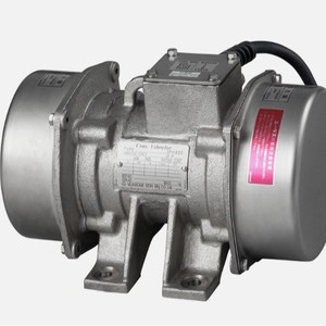 Motor de Vibración Uras-Techno Murakami Seiki de 0.6kW KEE-12-4C, Motor Eléctrico Miniatura con Escobillas - Product Image 4
