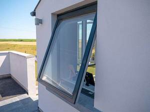 Modern New Style <strong>Double</strong> Glazed Aluminum <strong>Awning</strong> Window for Living Room Swing <strong>Open</strong> Anti-Theft Stainless Steel Screen Horizontal - Product Image 3