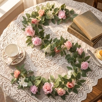 Arche de bienvenue en tissu et fleurs artificielles en soie avec feuilles de rose pour décoration de mariage extérieur et centres de table de mariage