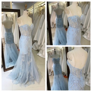 Vestido Formal de Tul Bordado con Escote <span class=keywords><strong>en</strong></span> V, <span class=keywords><strong>Color</strong></span> Azul <span class=keywords><strong>Cielo</strong></span> Claro, con Cola Larga y Tirantes Espagueti Cruzados, Venta al por Mayor 2025 - Product Image 3