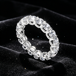 แหวนแต่งงานทองคำแท้ 14K งานแฮนด์เมด ดีไซน์ Eternity Love Band ประดับเพชรแล็บโกรว์ 3 มม. คุณภาพ D/VVS ทรงบริลเลียนต์ ฝังแบบ Prong Set - Product Image 4