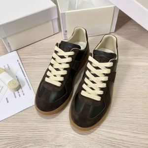 Nuevas Zapatillas Deportivas para Parejas con Combinación de Colores, Elegantes y Cómodas, de Diseño Casual - Product Image 4