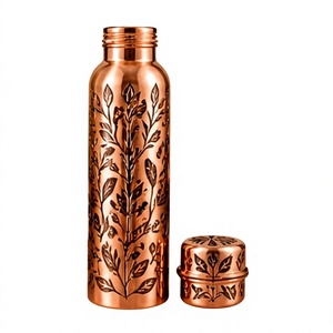 Bouteille d'eau en cuivre sans soudure avec motif floral, bouteille de voyage portable avec couvercle, matériau en cuivre pur - Product Image 1