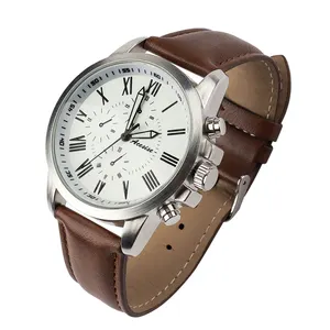 Montre de luxe populaire pour hommes Sport Quartz avec logo personnalisable Bracelet doré étanche Design rond à la mode ODM