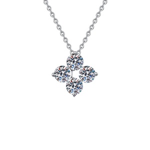 925 Sterling <span class=keywords><strong>Silver</strong></span> Cut D warna Moissanite antik empat daun semanggi wanita liontin kalung untuk hadiah pesta ulang tahun