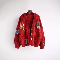Cardigan de Noël brodé à la mode personnalisé pour femmes automne et hiver vêtements d'extérieur en tricot ample avec décoration de bouton