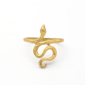 Anillos de serpiente ajustables abiertos de banda ancha trenzada de eslabones chapados en oro de 18 quilates, Nueva joyería geométrica de latón a la moda para mujeres para fiestas - Product Image 1