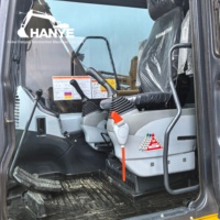 Excavatrice hydraulique Komatsu PC130 d'occasion, poids de la machine 13 tonnes, puissance 78 kW, moteur d'origine bien inspecté, équipement de terrassement