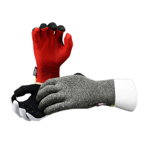 Mano di Manichino Maschile Realistica in Plastica per Esposizione di Guanti - Product Image 2