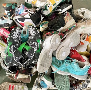 S03 <span class=keywords><strong>Chaussures</strong></span> de basketball d'occasion pour hommes, baskets de marque, lots en gros, articles de sport d'origine chinoise de seconde main, lots Ukay - Product Image 2