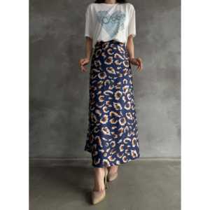 กระโปรงผ้าซาตินลายแม็กซี่ เอวสูง ผ้าไหมแท้ 100% สำหรับผู้หญิง พิมพ์ลายดิจิตอลเงางาม - Product Image 5