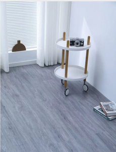 Plancher <span class=keywords><strong>stratifié</strong></span> en bois SPC de haute qualité AC5 Résistant à l'usure Interverrouillage Ignifuge Imperméable Facile à nettoyer Salon commercial - Product Image 6