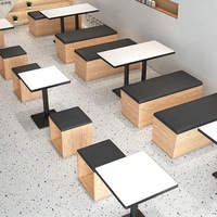 Ensemble complet de mobilier pour café, table, chaise, banquette, comptoir de bar, aménagement commercial pour café, bistrot, restaurant, personnalisable