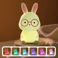 Lampe pour enfants en forme de lapin mignon, lampe de chevet pour bébé, lampe de nurserie RGB tactile, lampe de nuit en silicone à changement de couleur, petite lampe LED