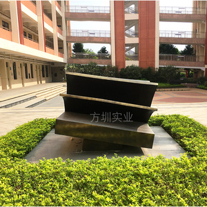 Escultura de Libro de Resina, Diseño Geométrico Abstracto, Decoración Moderna para Exteriores, para Pisos, Escuelas y Campus - Product Image 4